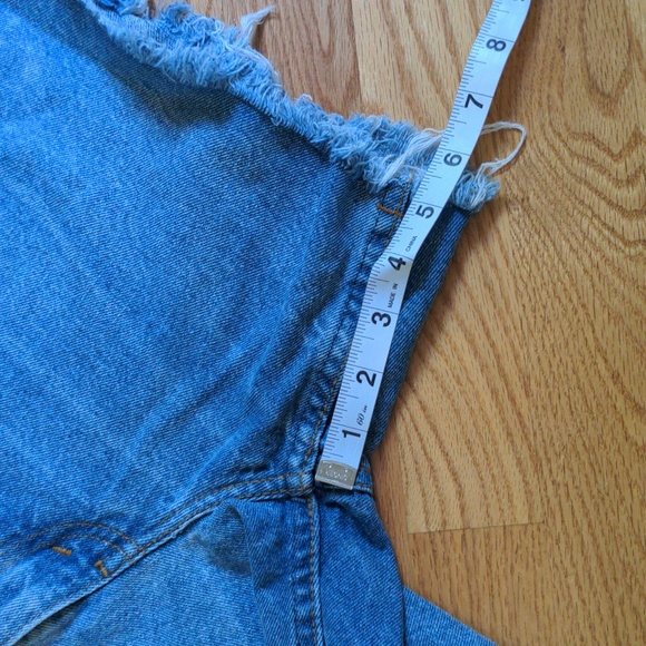 Levi's orange tag cut-off denim shorts - Picture 6 of 7